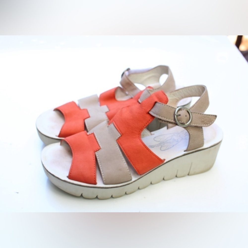 Fly London wedges Yuni